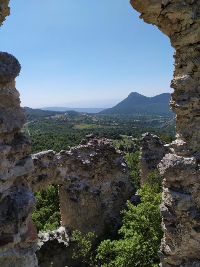 Agriturismo Colloreto モラーノ・カーラブロ エクステリア 写真